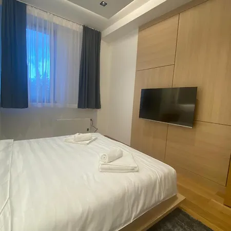 Natalija - Zlatni Javor * Jahorina